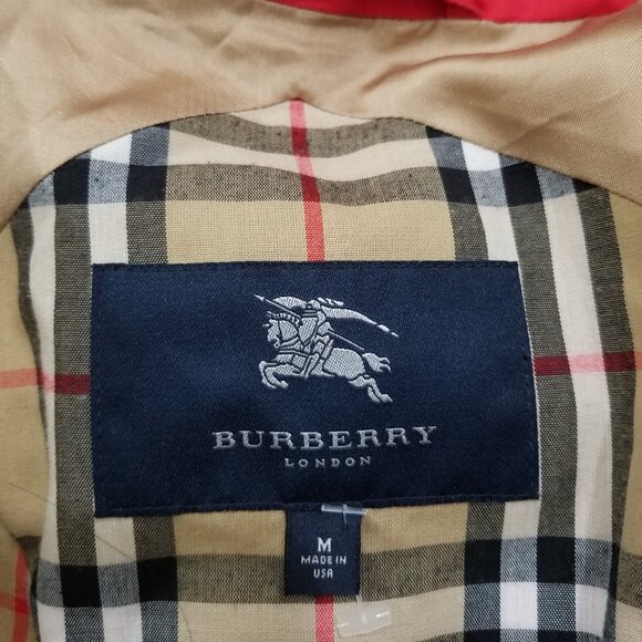 Burberry Coat with removable hood. Size M - Picture 14 of 16